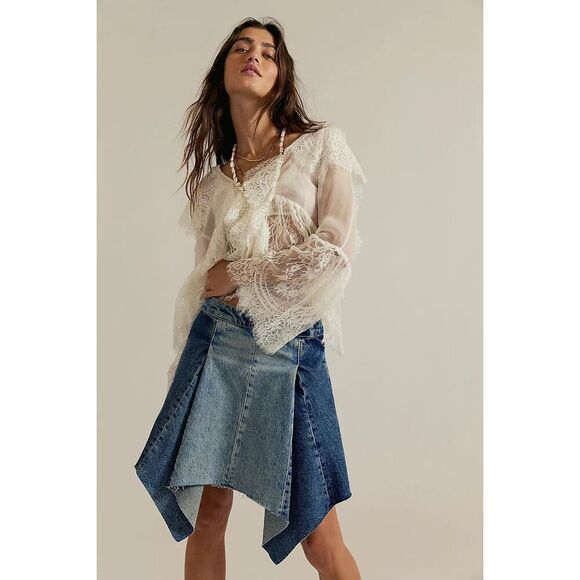Free People - We The Free Wild River Handkerchief Skirt in Blue Denim Size 26 -S - Picture 2 of 7